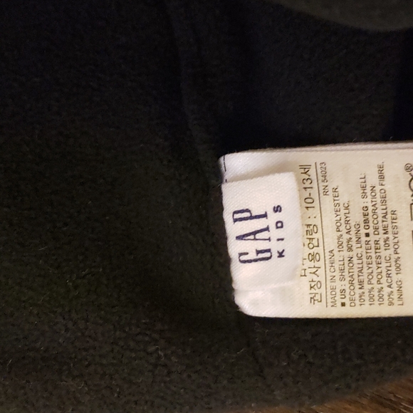 GAP Girls Winter Hat - Picture 2 of 3